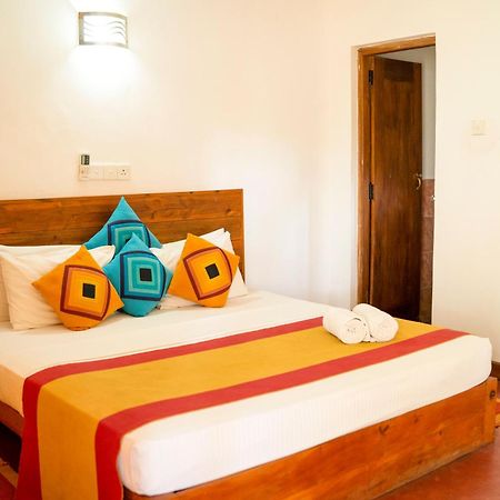 Bed and Breakfast Wild Hut Habarana Exterior foto