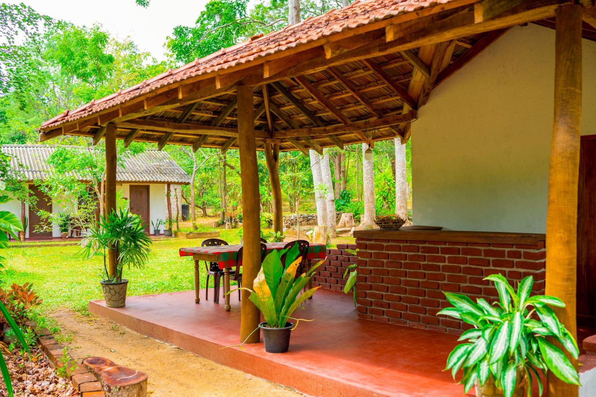 Bed and Breakfast Wild Hut Habarana Exterior foto